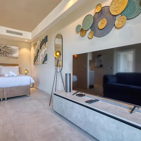The Official Mercury Suites, With Access To Pool By 360 Estates شقة سانت جوليان
