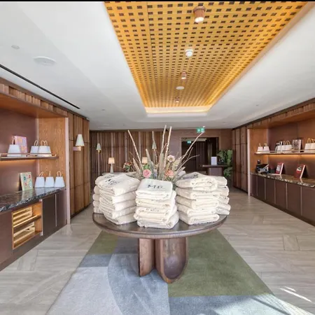 شقة The Official Mercury Suites, With Access To Pool By 360 Estates سانت جوليان