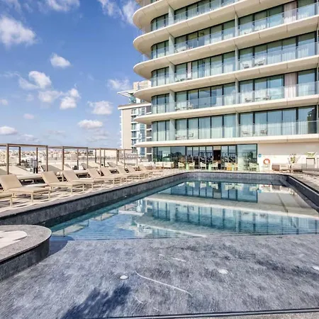 The Official Mercury Suites, With Access To Pool By 360 Estates شقة