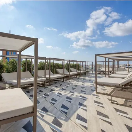The Official Mercury Suites, With Access To Pool By 360 Estates شقة