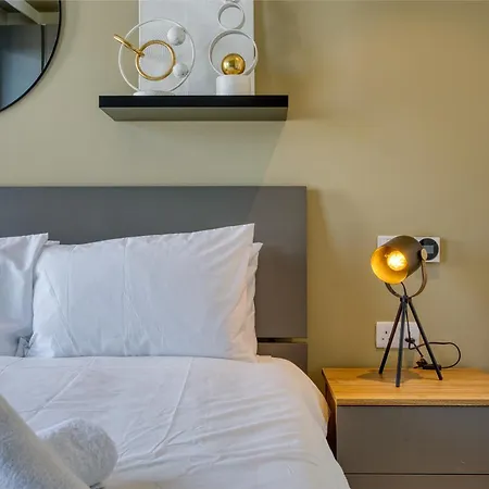 The Official Mercury Suites, With Access To Pool By 360 Estates Apartment San Ġiljan