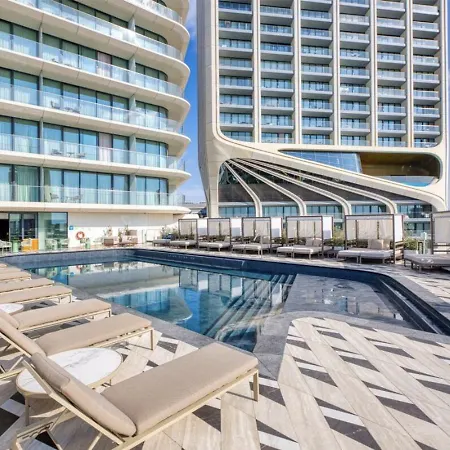The Official Mercury Suites, With Access To Pool By 360 Estates Apartament