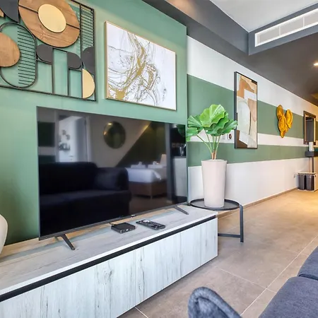 The Official Mercury Suites, With Access To Pool By 360 Estates Apartament